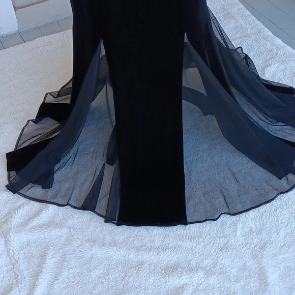 ❤️Jessica Howard vintage Y2K black velveteen maxi evening dress Whimsigoth - Picture 7 of 10